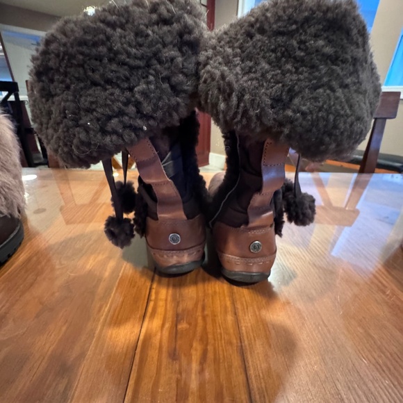 northface boots  - Size 6 women's, Brown , warm - Picture 3 of 5